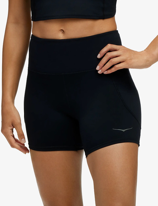 HOKA ELARO 5" BIKE SHORT - טייץ נשים קצר אלארו 5 אינצ'