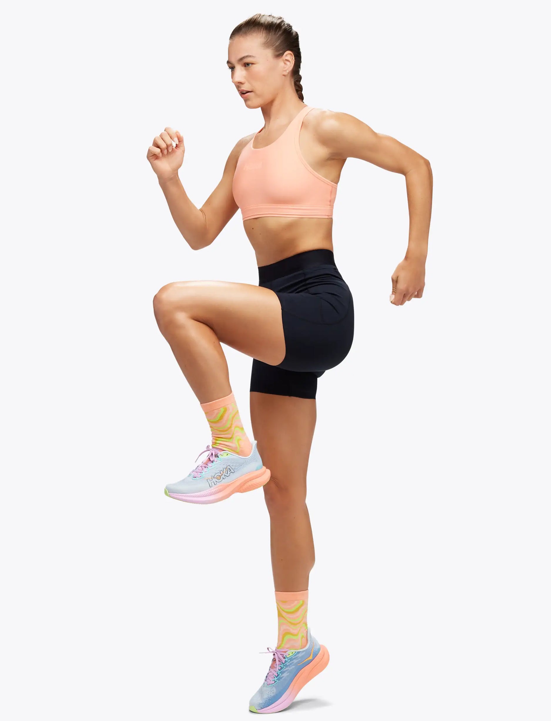 HOKA Novafly 6'' Knit Short  - מכנסי ריצה והליכה לנשים נובה פליי