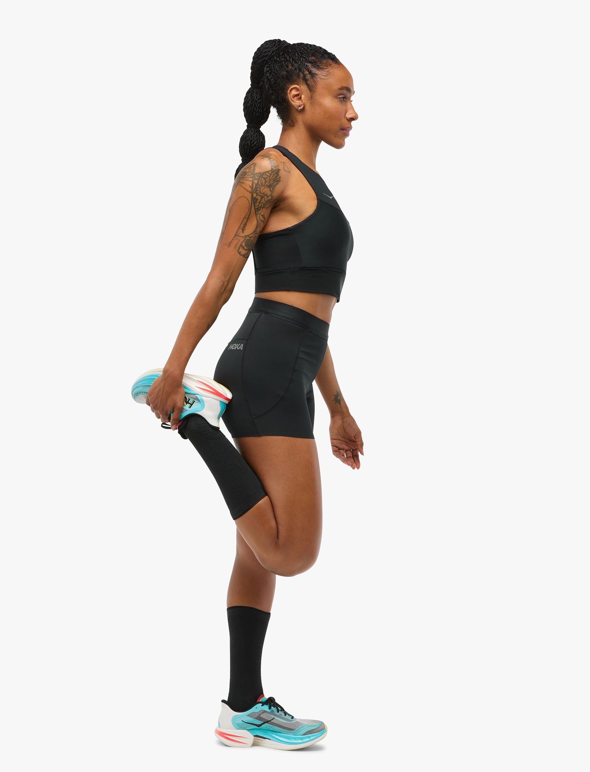 HOKA Novafly 3'' Knit Short - מכנסי ריצה והליכה לנשים נובה פליי