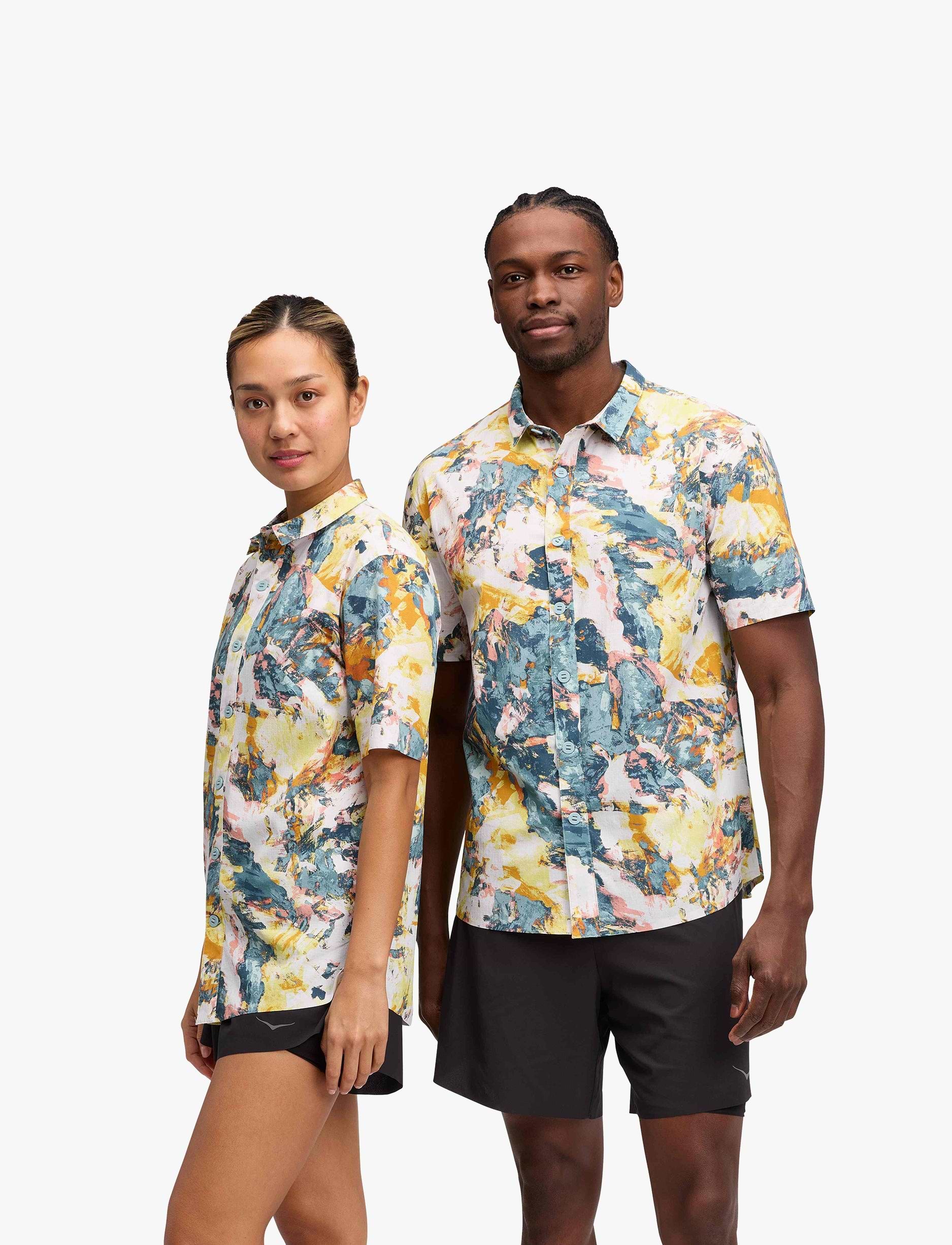 HOKA Sky Run Polo - חולצת כפתורים פולו דרייפיט בהדפס צבעוני