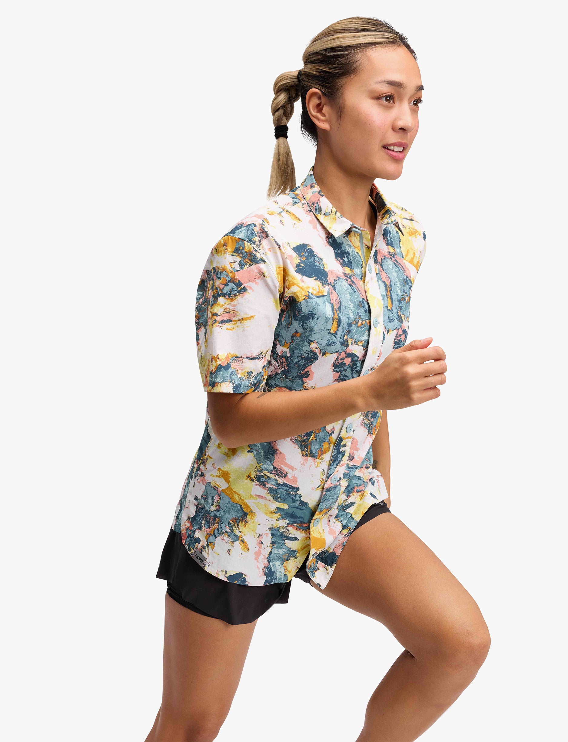 HOKA Sky Run Polo - חולצת כפתורים פולו דרייפיט בהדפס צבעוני