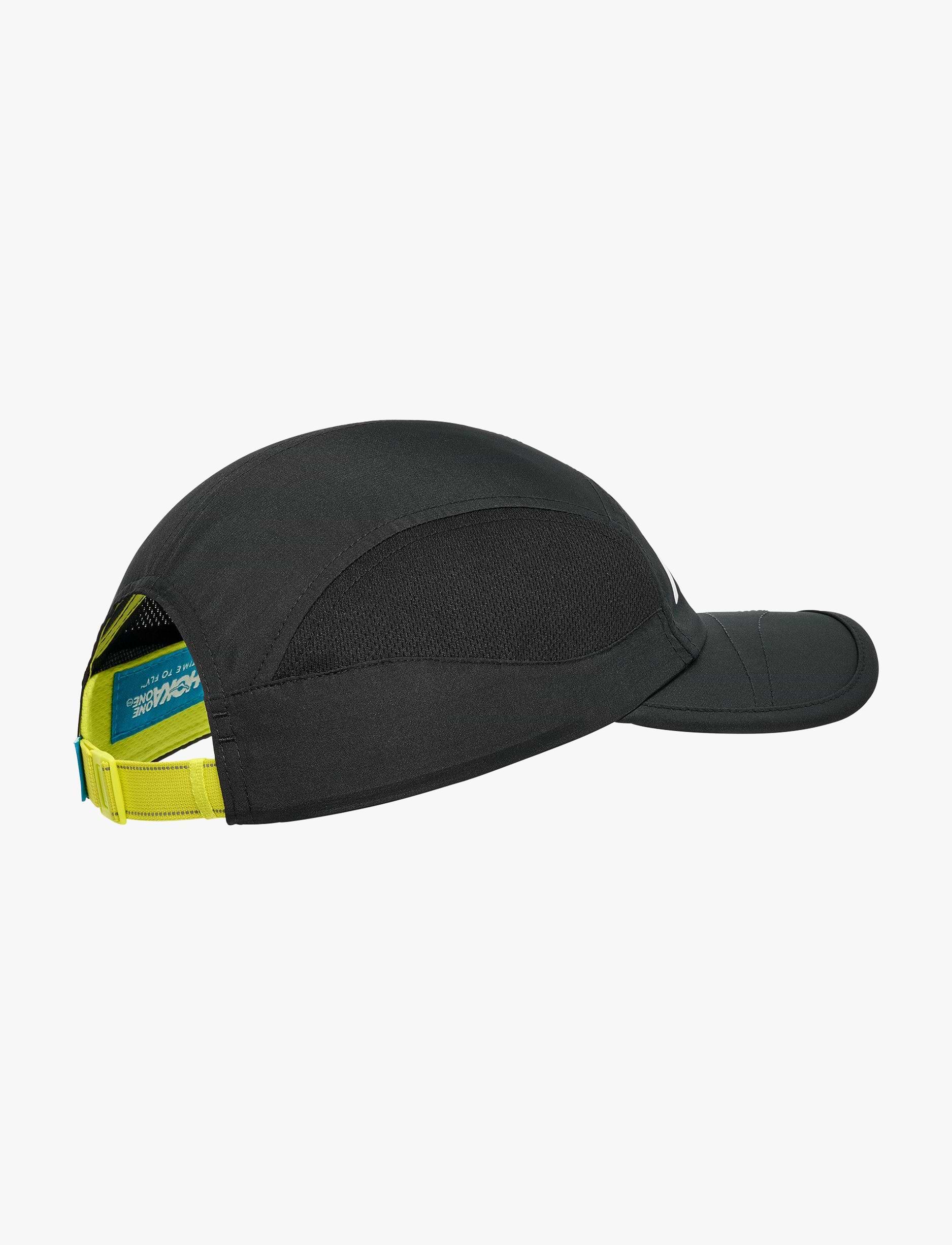 HOKA RUN HAT -  כובע ריצה הוקה בצבע שחור/זהב