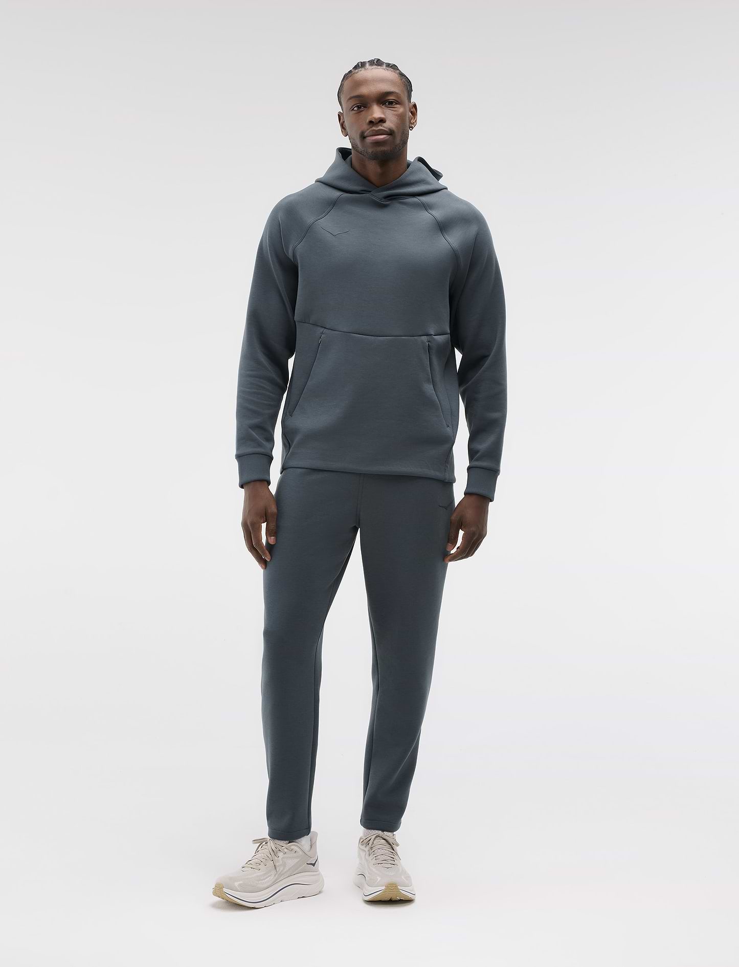 Hoka Essential Recovery Hoodie - סווטשירט הוקה לגברים בצבע נייבי דהוי