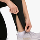 Hoka Essential Recovery Pant - מכנסי הוקה לנשים בצבע שחור