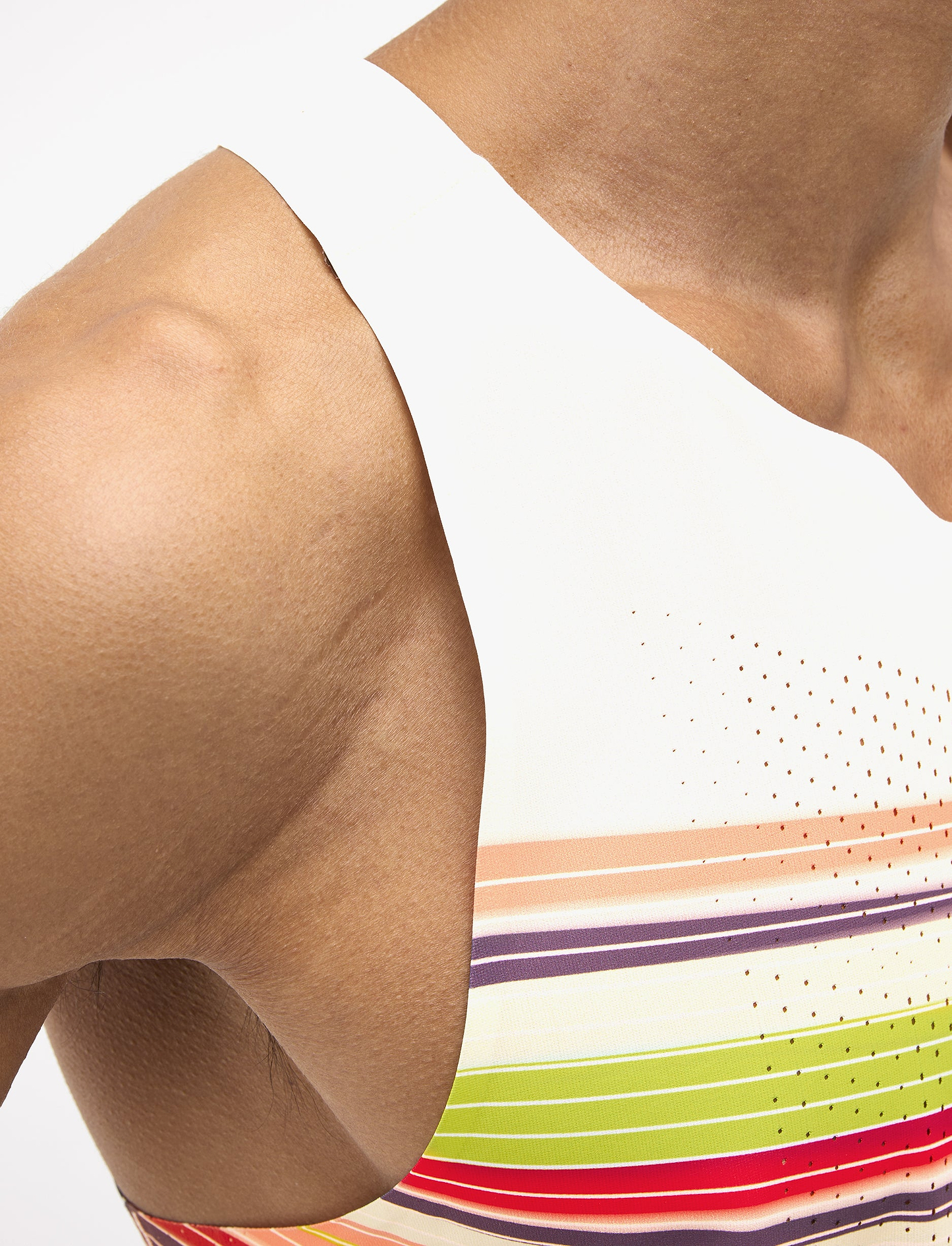 Hoka Race Day Singlet - גופיית ספורט הוקה לגברים בצבע אלבסטר פלייר