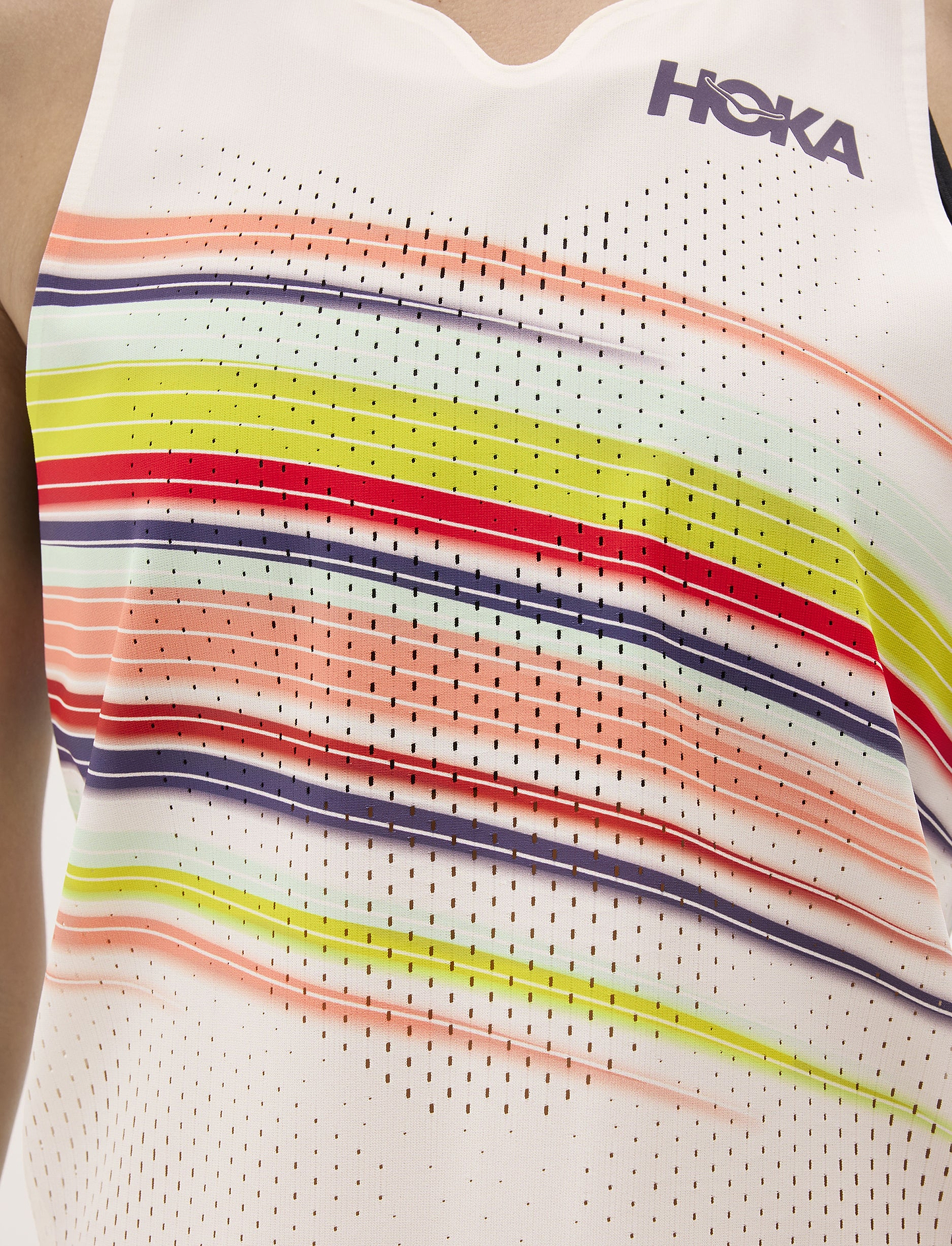 Hoka Race Day Singlet -  גופיית ספורט הוקה לנשים בצבע אלבסטר פלייר