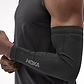 HOKA  RACE DAY ARM SLEEVE - שרוולי ידיים הוקה בצבע שחור