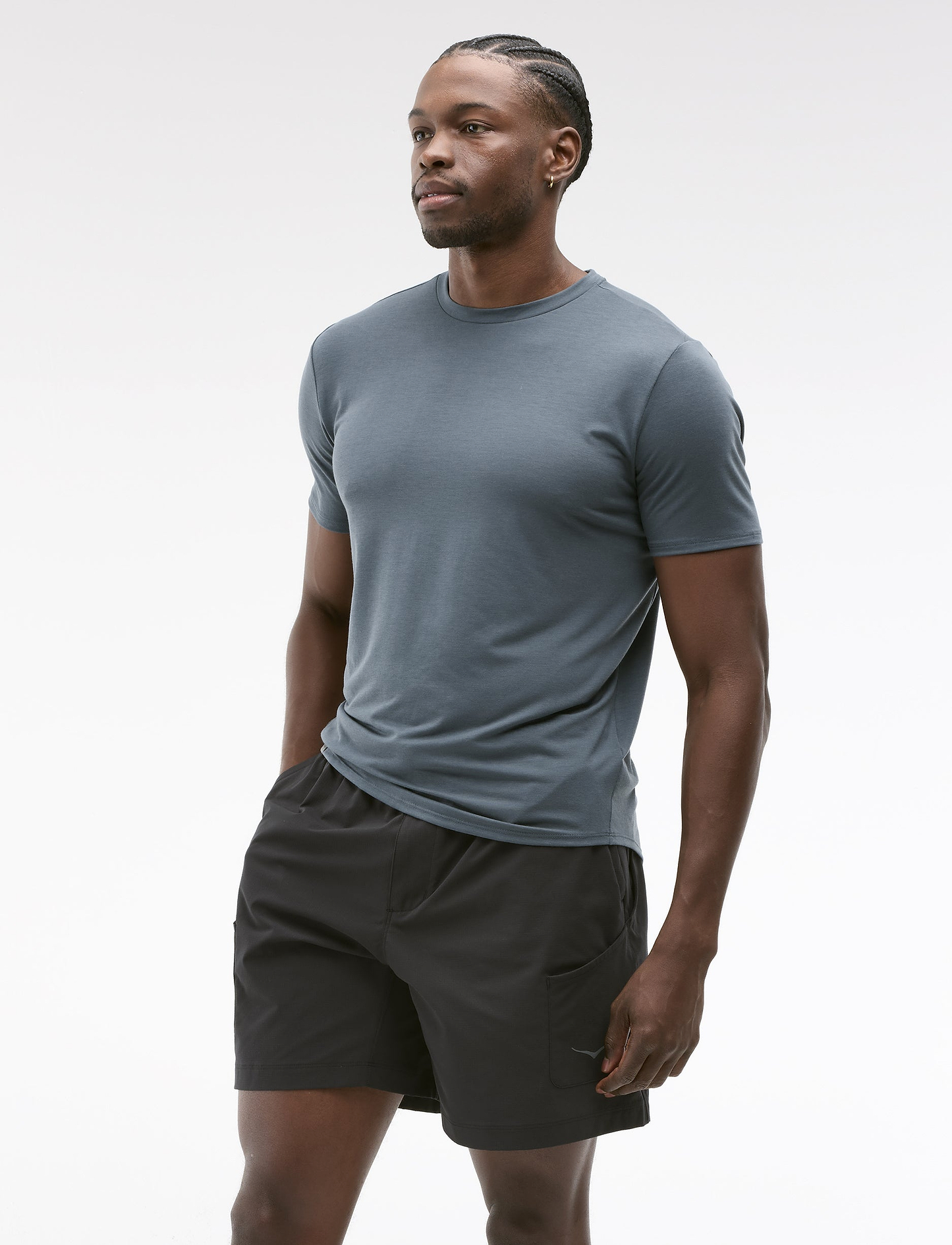 HOKA M WOODLAND HIKE SHORT - מכנסי ספורט קצרים הוקה לגברים בצבע שחור