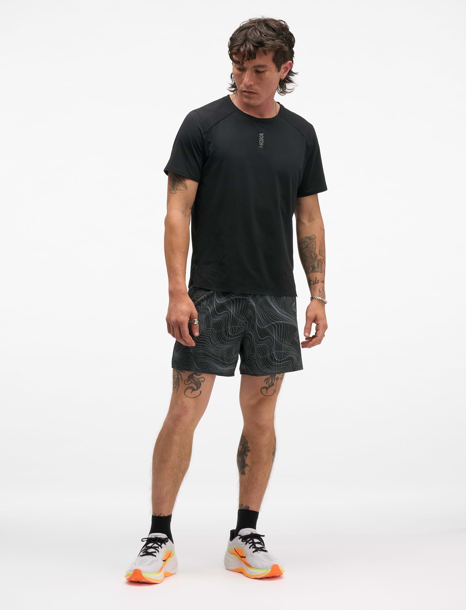 HOKA Glide Short 5" Brief CLF Print - מכנסי ריצה קצרים הוקה לגברים