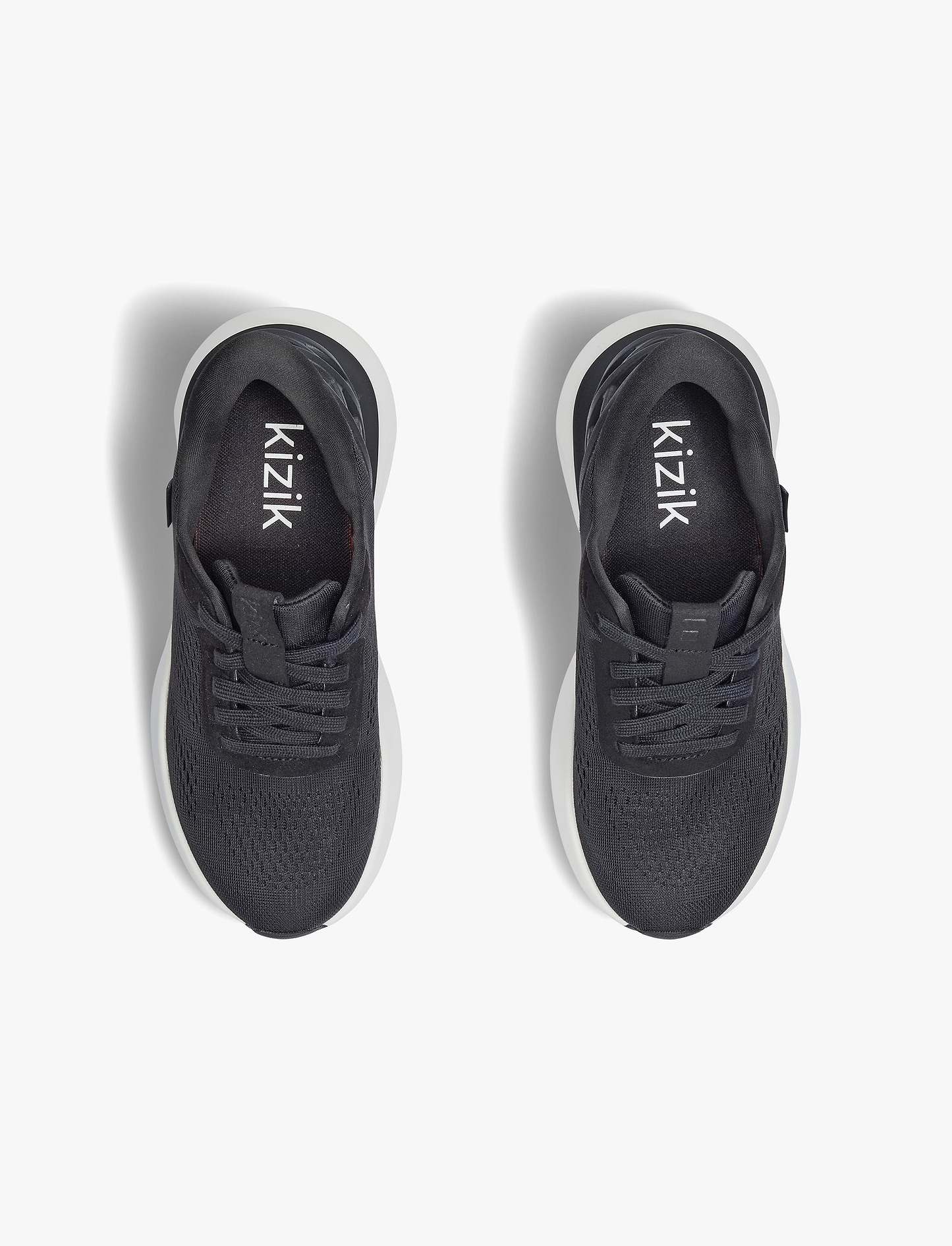 Kizik Women's Athens 2 Wide - נעלי סניקרס קיזיק אתנס רחבות לנשים בצבע שחור/לבן
