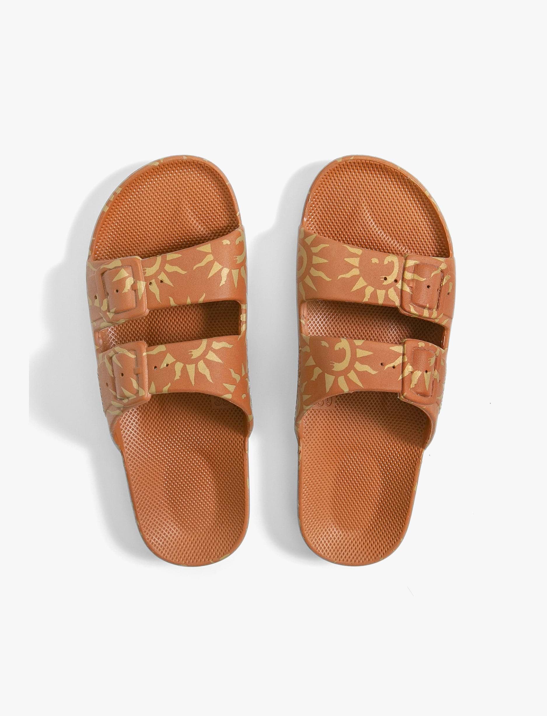 Freedom Moses - כפכפי מוזס