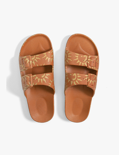 Freedom Moses - כפכפי מוזס