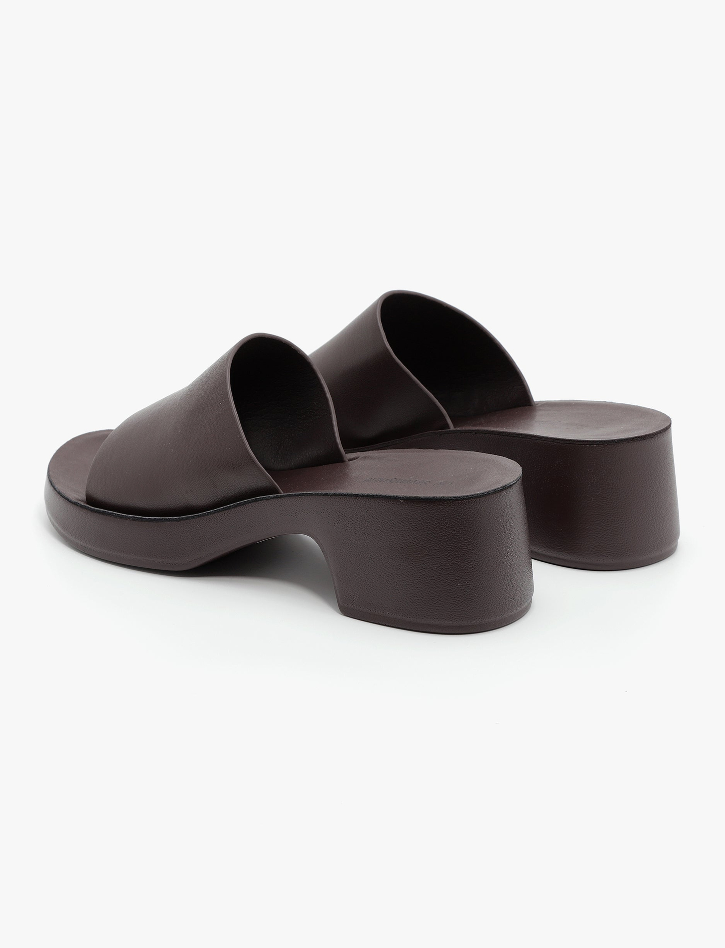 Seventy Nine - כפכפי עקב בוניטה סבנטי ניין לנשים בצבע חום כהה