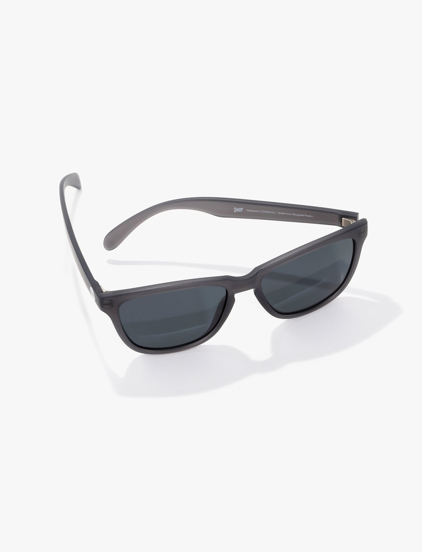 Sunski עם מסגרת מבית Headland משקפי שמש יוניסקס מרובעים
