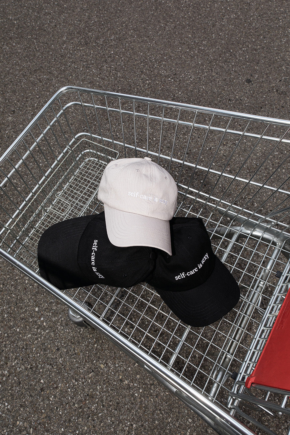 Cap "self-care is sexy" greige