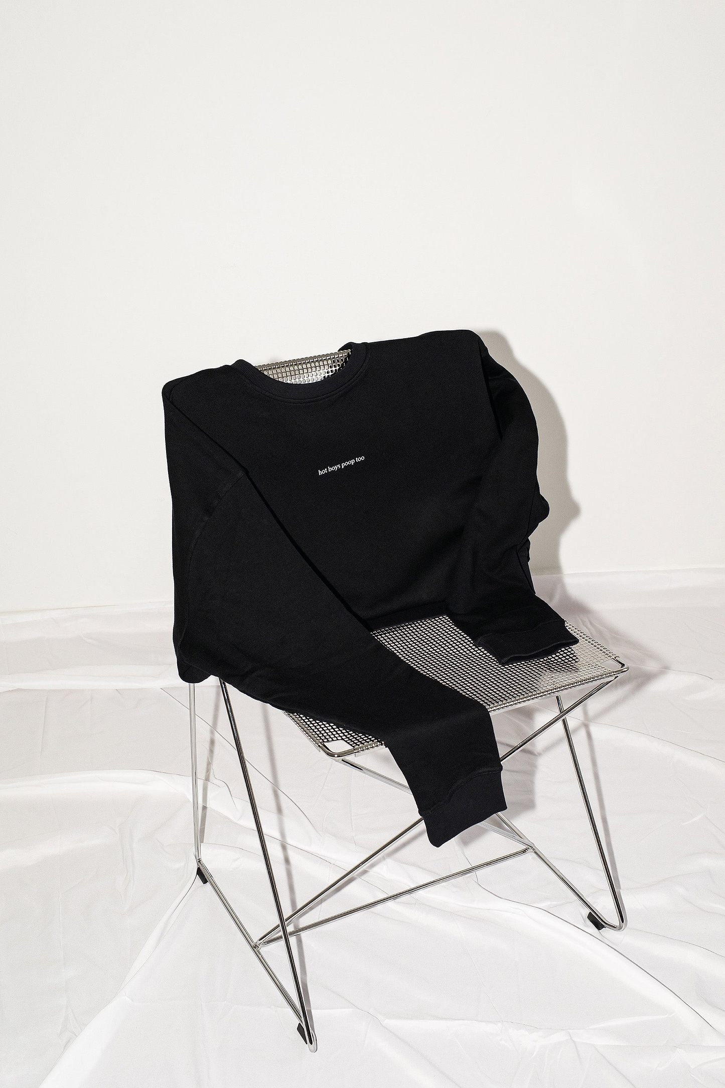 Sweatshirt "Hot boys poop too"