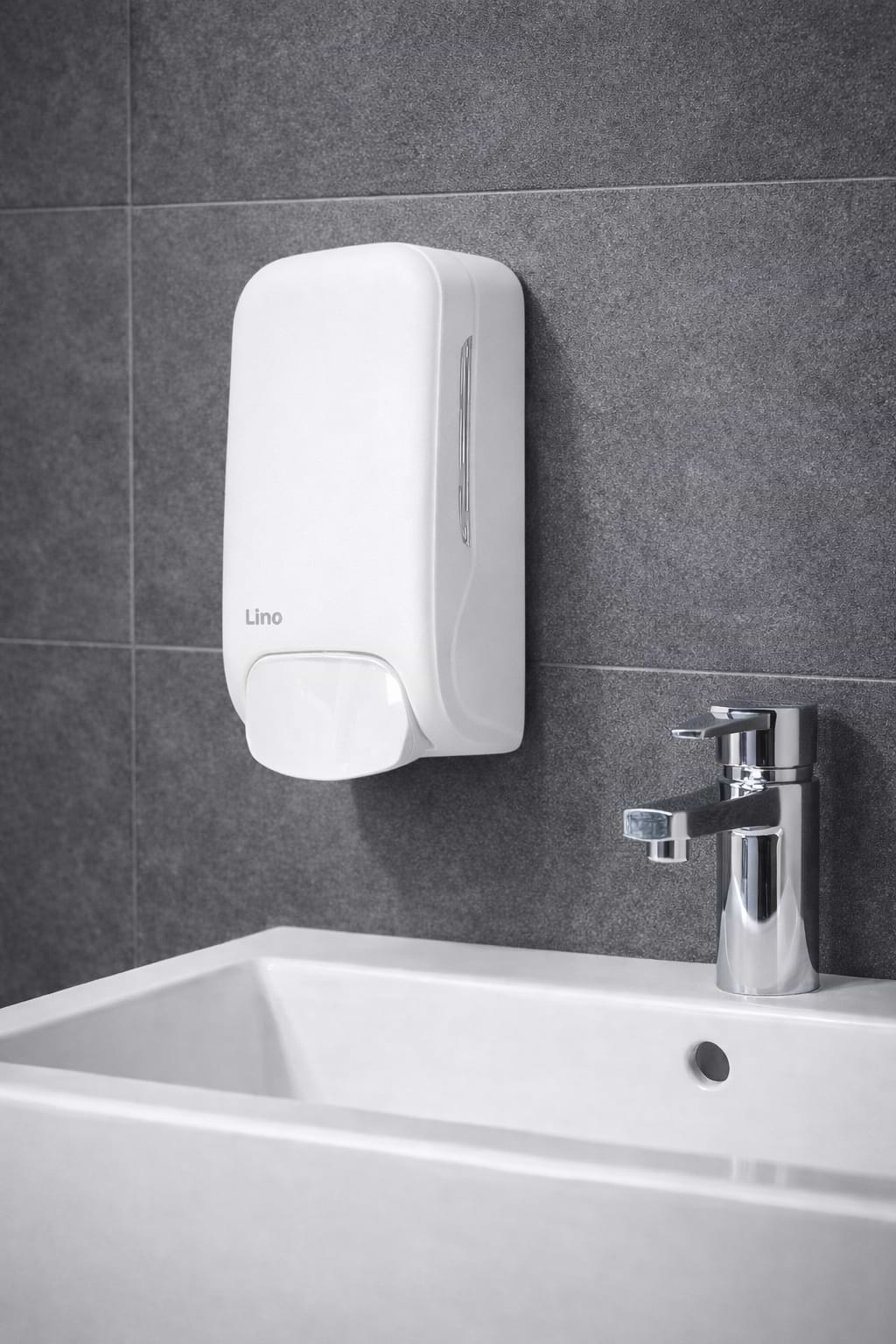 LINO מתקן לסבון ידיים 1200 מ״ל לבן