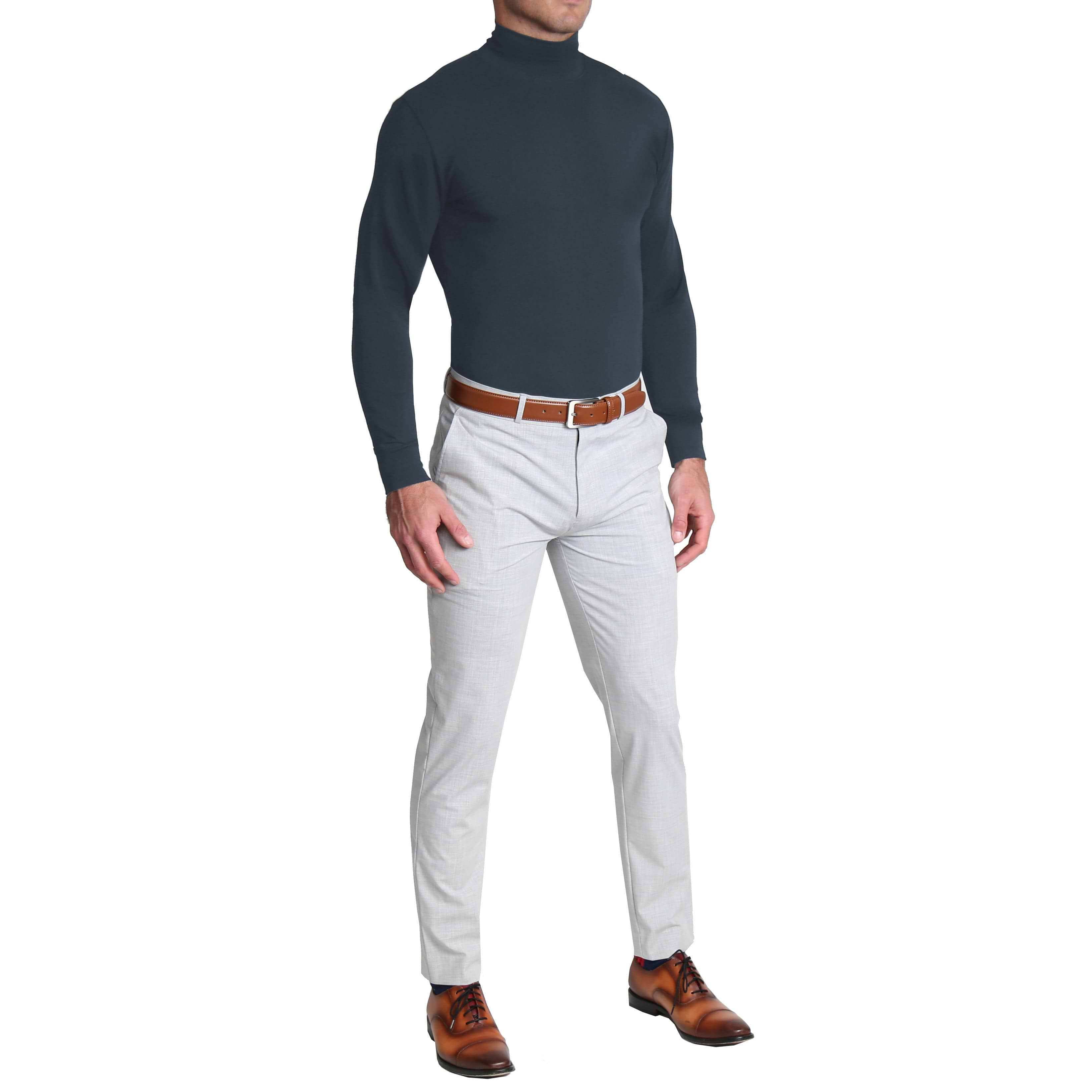 Mock turtleneck with outlet pocket