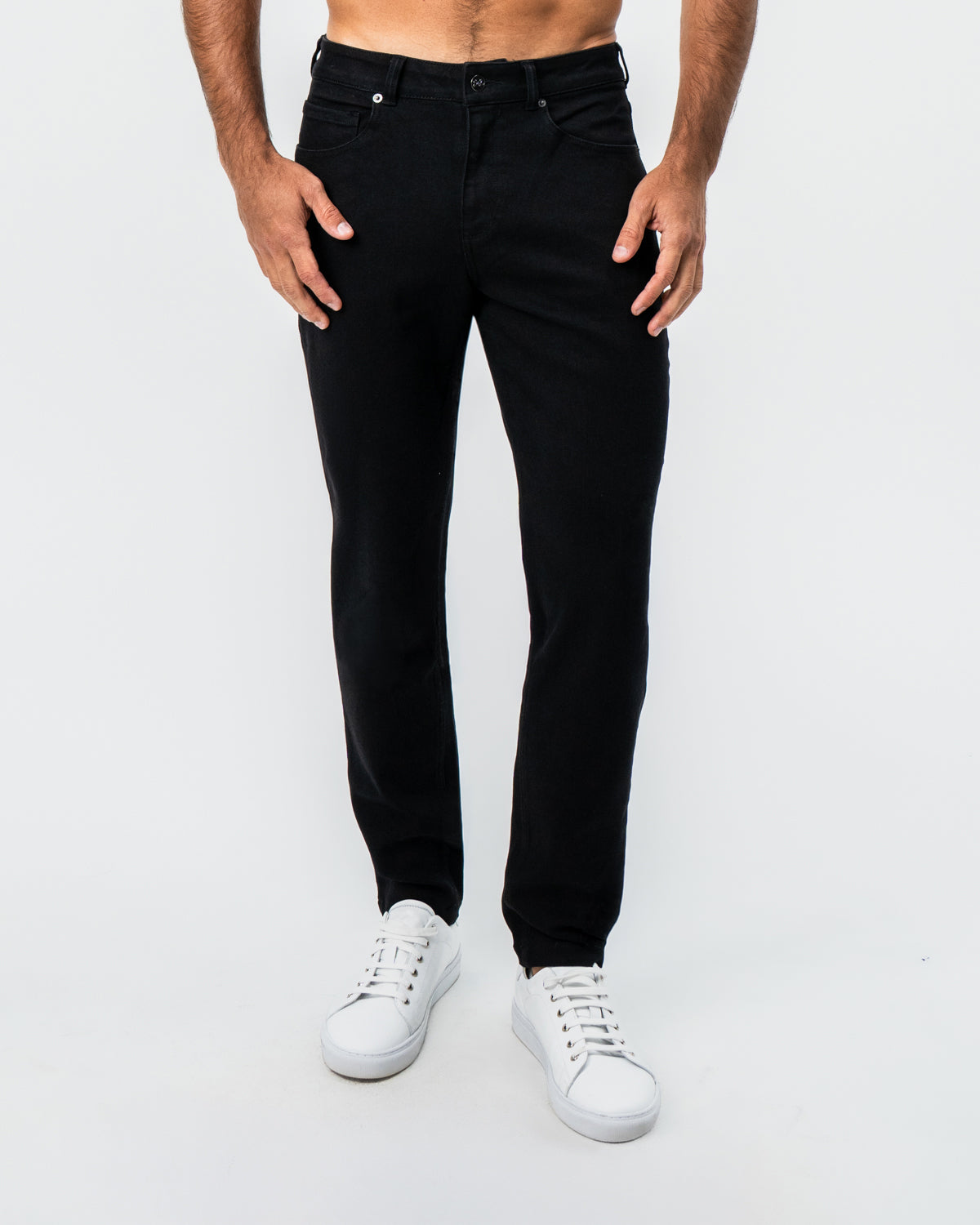 Athletic Fit Stretch Jeans - Black