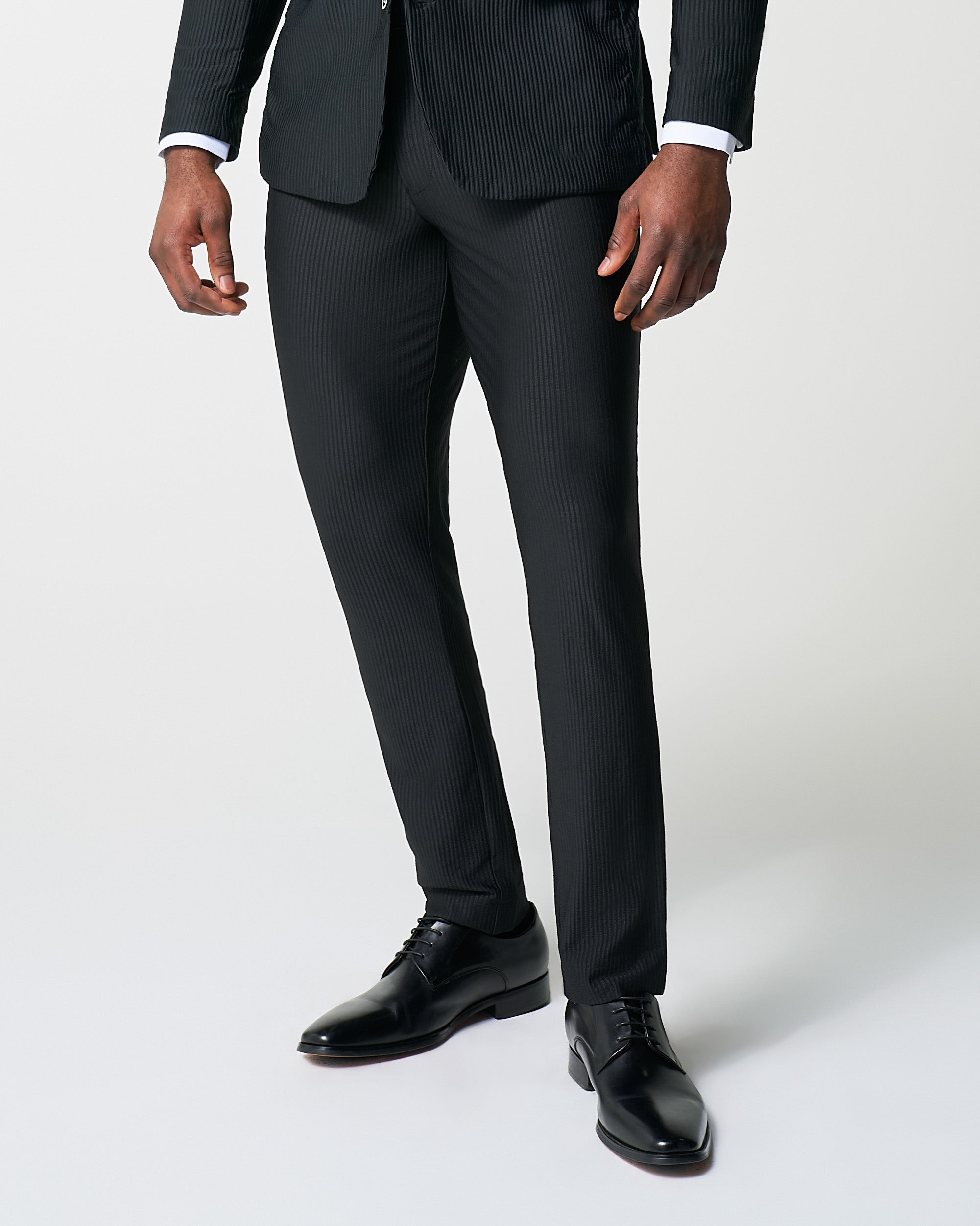 Athletic Fit Stretch Pants - Black Seersucker