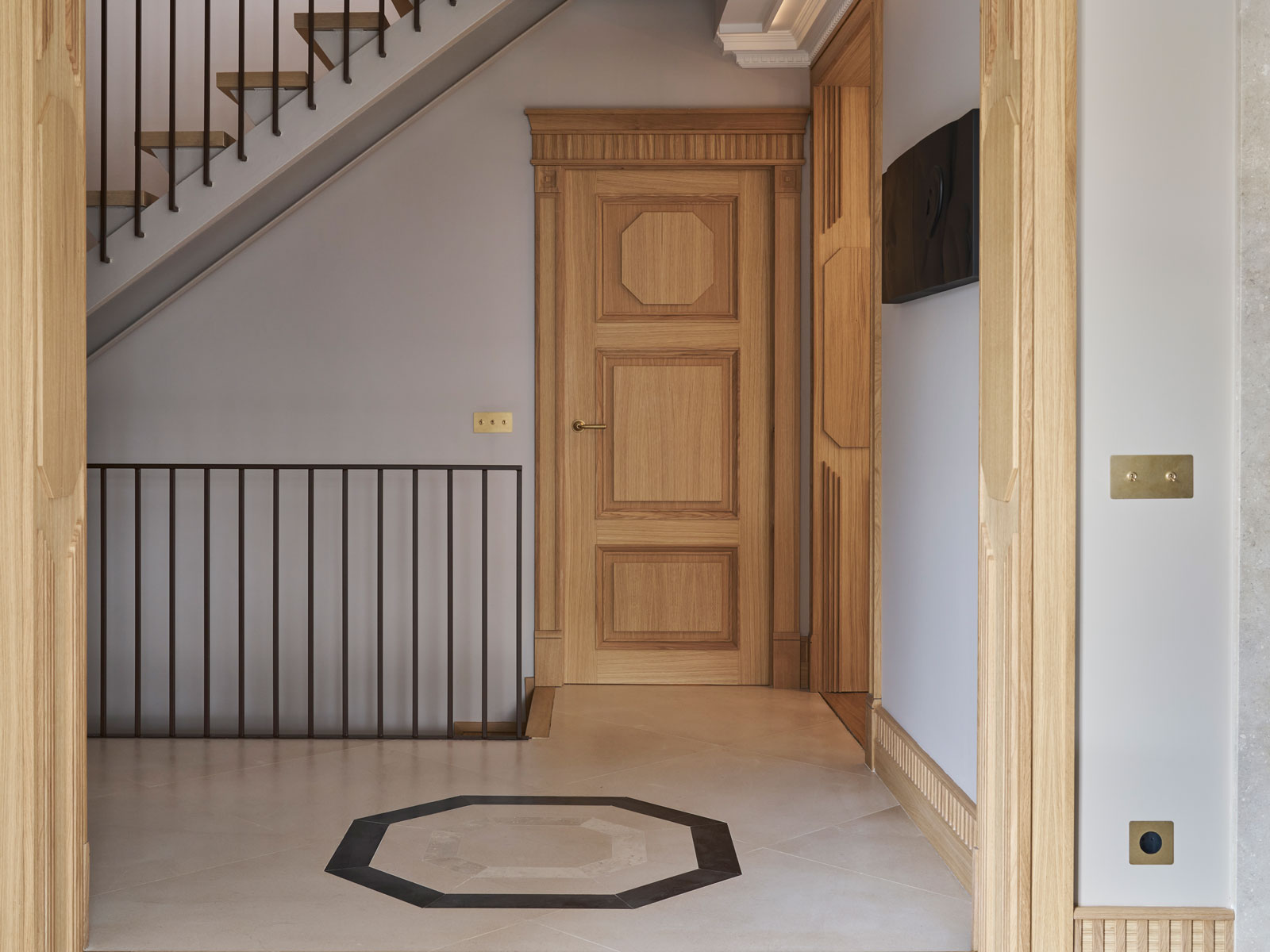 Bringing a classic feel to a modern home with Mireia Semis