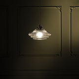 Brookfield hängende Medium-Deckenleuchte mit bronzenen Details und geriffeltem Glas vor dunkelgrüner Wand.