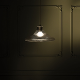 Hammersmith große hängende Deckenleuchte, Bronze, mit geriffeltem Glas vor dunklem, dekorativem Hintergrund.