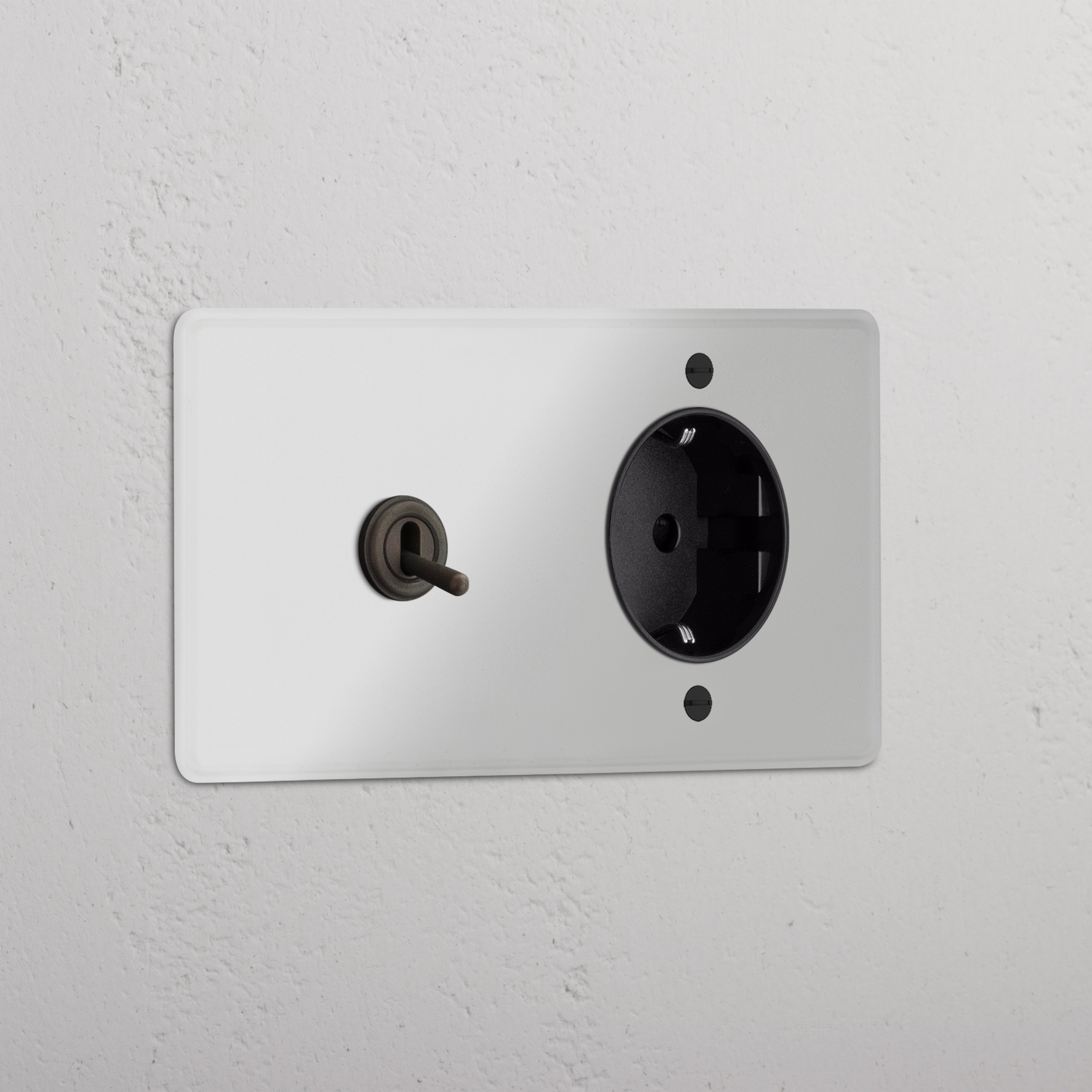 Tuimelschakelaar & Rond Schuko Type F Stopcontact (Dubbele Afdekplaat) - Doorzichtig Brons (Zwart Inzetstuk)