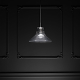 Hammersmith Medium Hanglamp Geribbeld Glas met gepolijste nikkelaccenten tegen een donkere paneelwand.