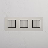Super Capacity Light Control : Gepolijst Nikkel Zwart Drievoudige 6x wipschakelaar  op witte achtergrond