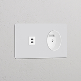Prise double blanche avec sortie ronde USB-C 30W et Type E, insert pouvant être peint pour espaces modernes.