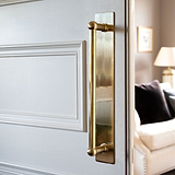 Harper Poignée de Tirage de Porte Simple avec Plaque 500mm - Laiton Ancien