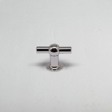 Poliertes Nickel Harper T-Stange Möbelgriff – auf weißem Hintergrund