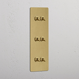 Vertikaler Kipphebelschalter mit 6 Kipphebeln – Antikes Messing – elegantes Design