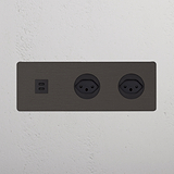 USB-C-Anschluss (30 W) 1x + Schweizer Steckdoseneinsatz (Typ J) 2x rund in Dreifachrahmen – Bronze + Schwarz