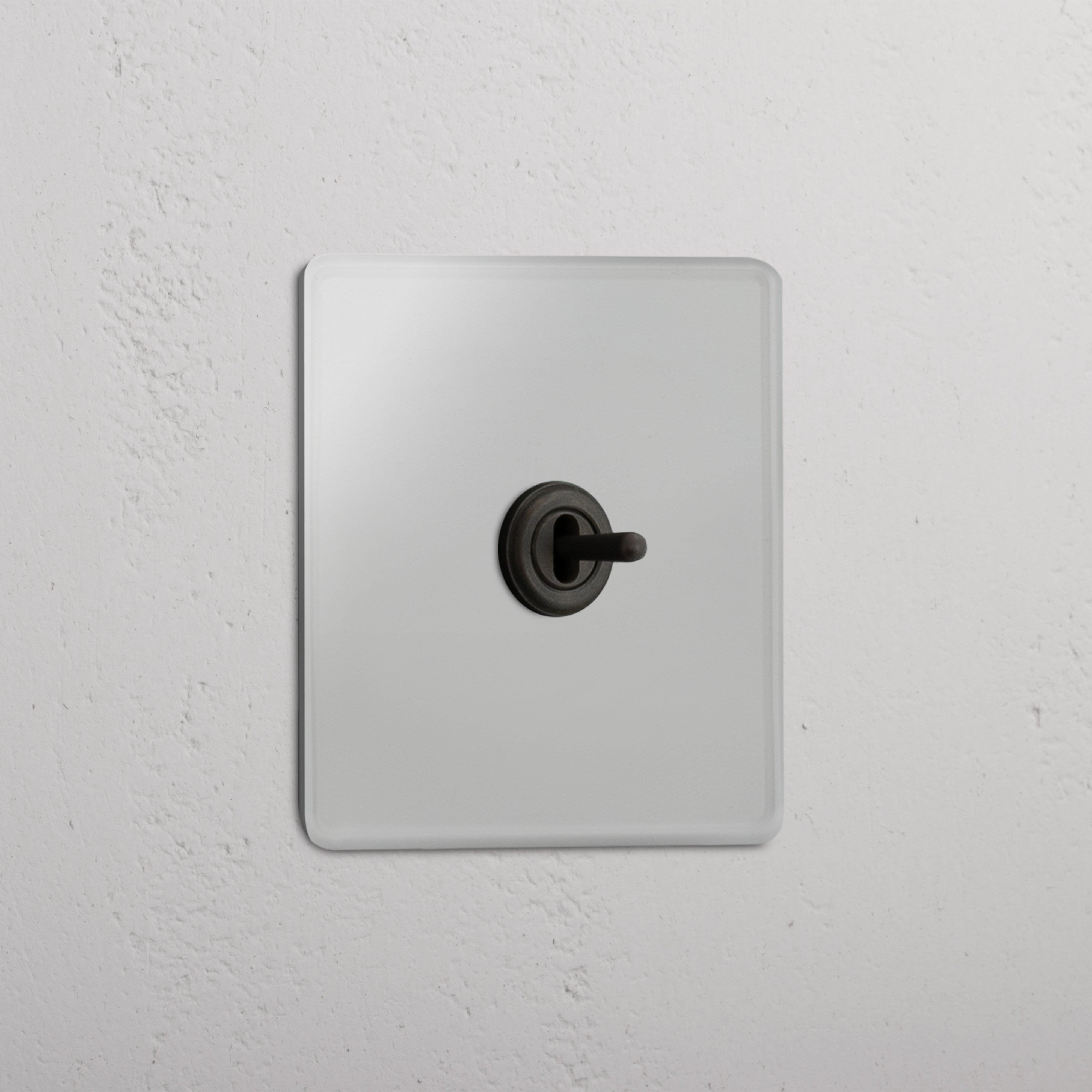 Schalter mit Aus-Position in der Mitte – Kipphebelschalter – Durchsichtig + Bronze – effizientes Lichtsteuerungssystem