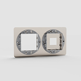 Placa de interruptor doble Keystone y 45mm EU en níquel pulido - Accesorio decorativo para control de la luz, sobre fondo blanco