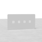 Panel rectangular blanco con cuatro recortes para interruptores, 'Marco (doble) de interruptor x4', pintable para una decoración personalizada.