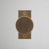 Pomo para puertas Onslow con placa corta (fijo) - Latón antiguo