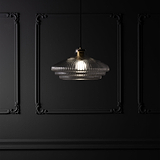 La suspension Brookfield Grand Format en Verre Cannelé en Laiton Antique illumine avec un élégant verre cannelé.