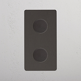 Plaque murale verticale double en bronze avec deux variateurs multidirectionnels—Variateur Multidirectionnel x2.