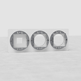 Plaque transparente avec un insert triple clé de voûte et deux inserts ronds, couleur Blanc.