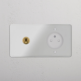 Plaque double avec prise ronde Type E et interrupteur à bascule en laiton transparent/antique avec insert blanc.
