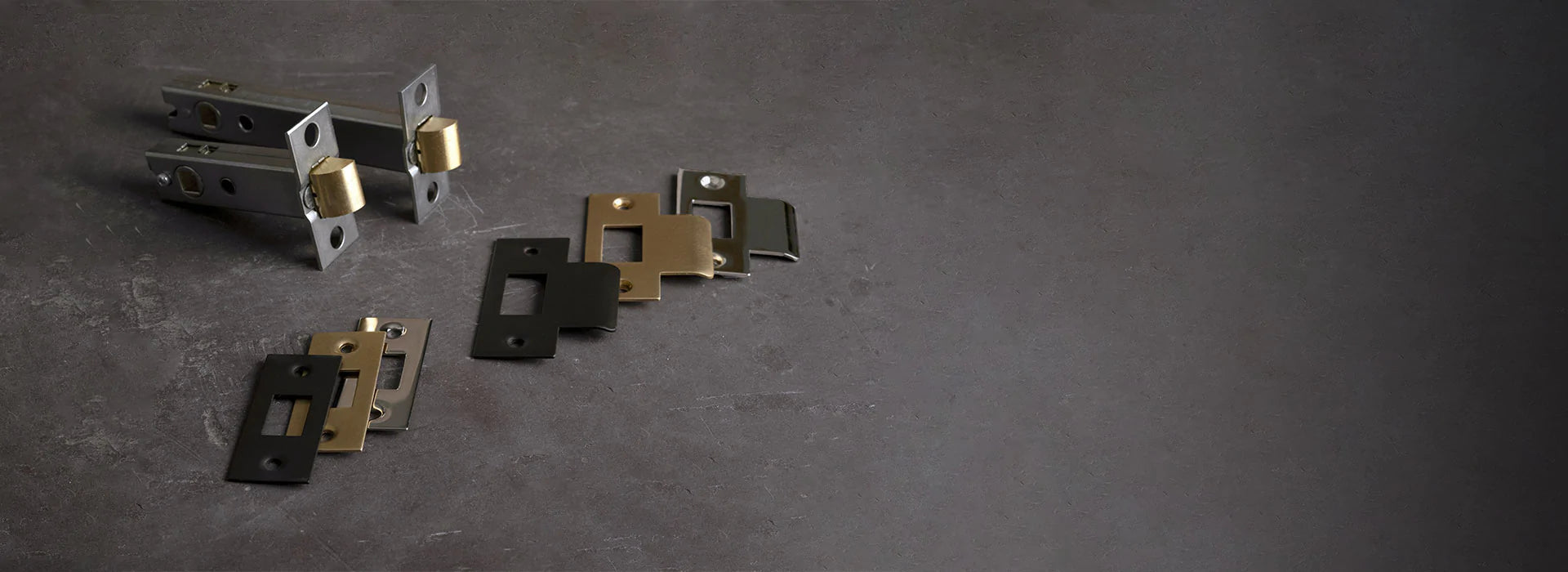 Serrature e Chiavistelli in ottone massiccio Corston