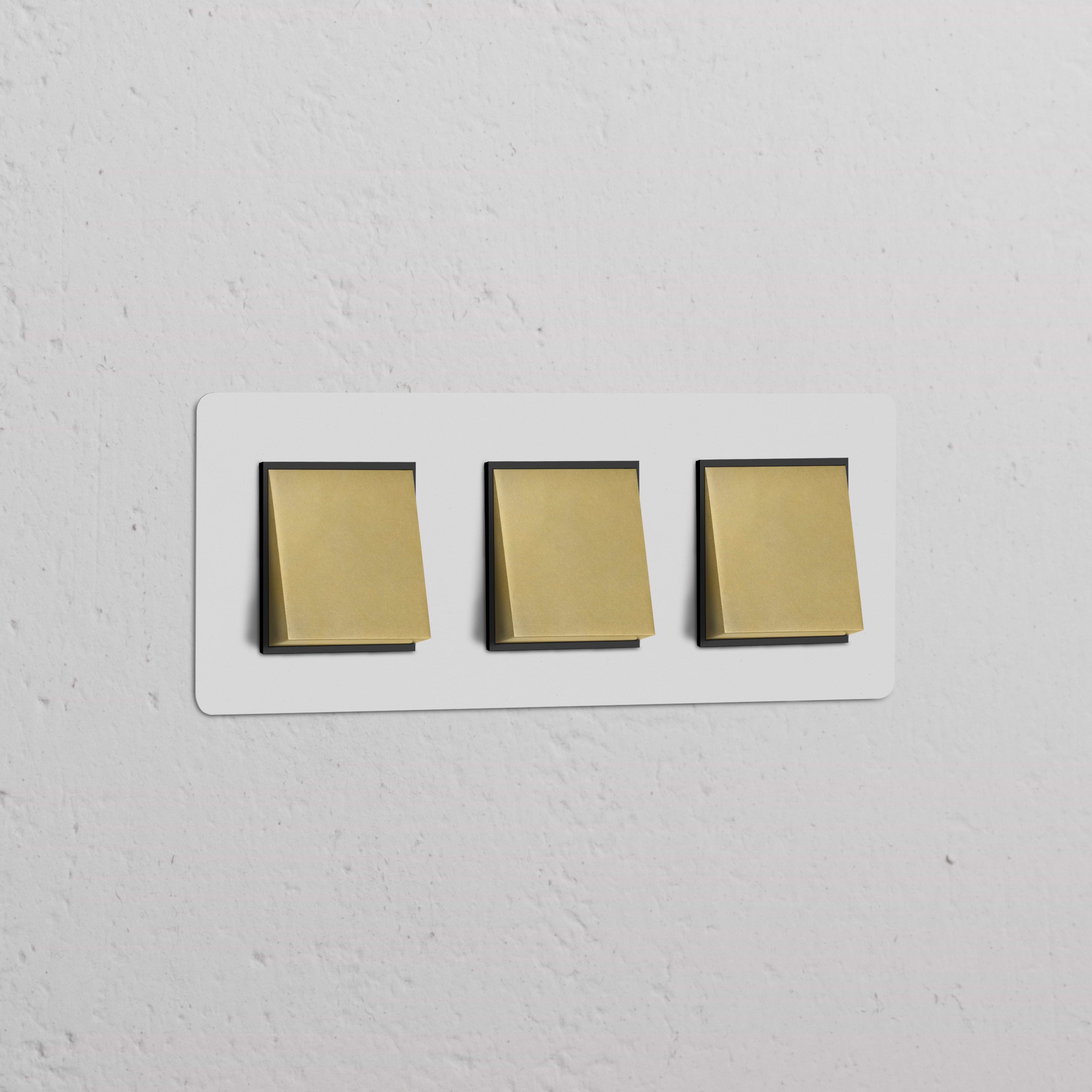 Interruttore a Bilanciere Triplo 3x in Pitturabile Ottone Antico Nero, elegante interruttore triplo basculante.