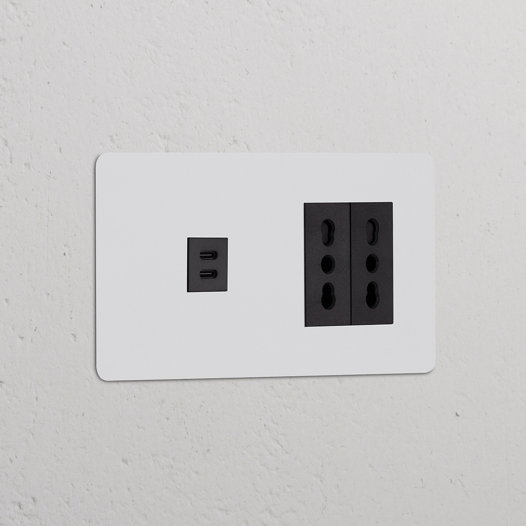 Modulo doppio verniciabile nero con prese USB 30W e Bipasso per un accesso versatile all'alimentazione in Prese e Moduli Doppi.