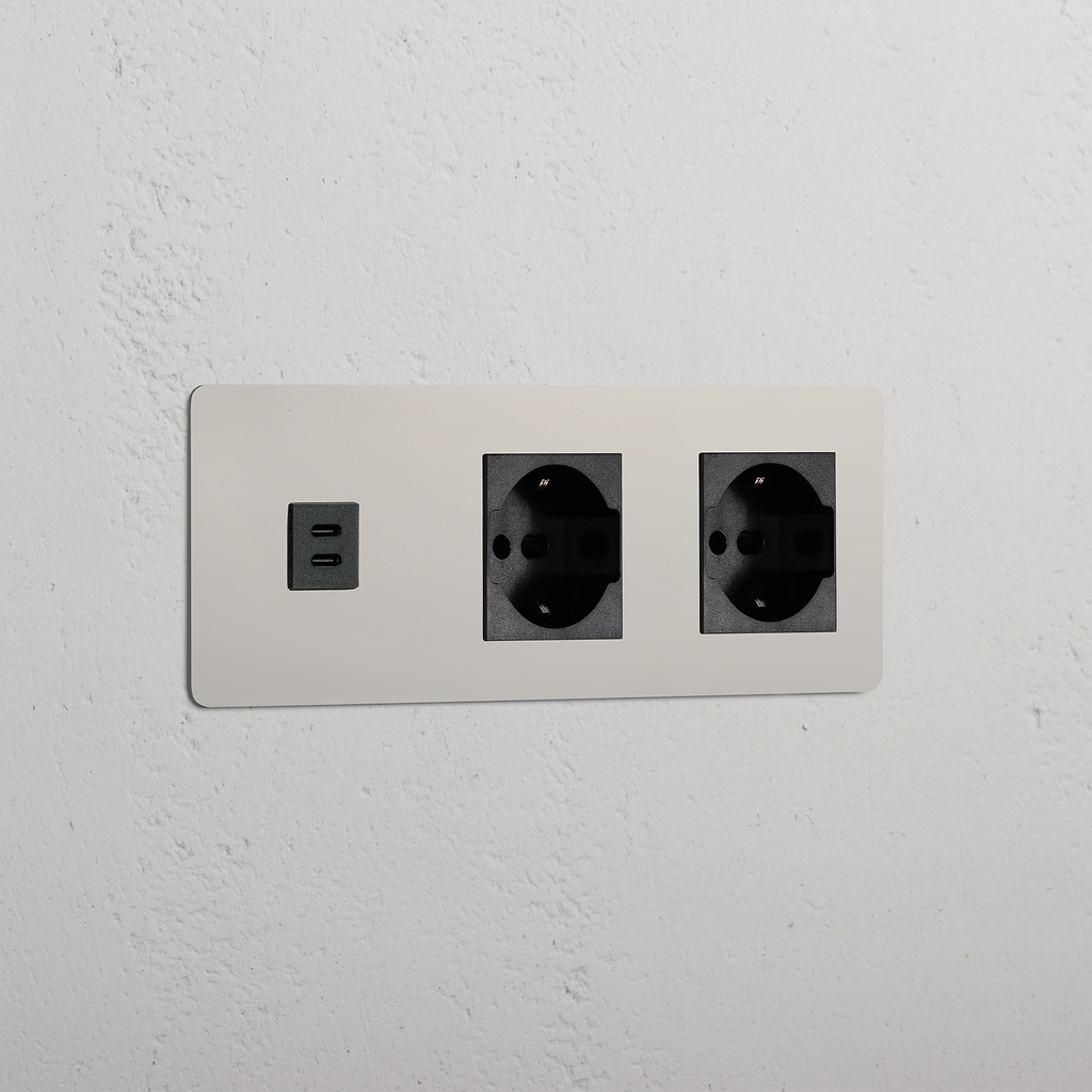 Modulo Triplo USB 30W & 2x Schuko/Bipasso in Nichel Lucido Nero