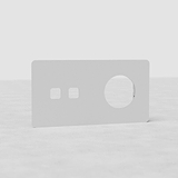 Piastra di copertura verniciabile bianca per interruttori EU, adatta per un interruttore e due moduli rotondi per la personalizzazione.