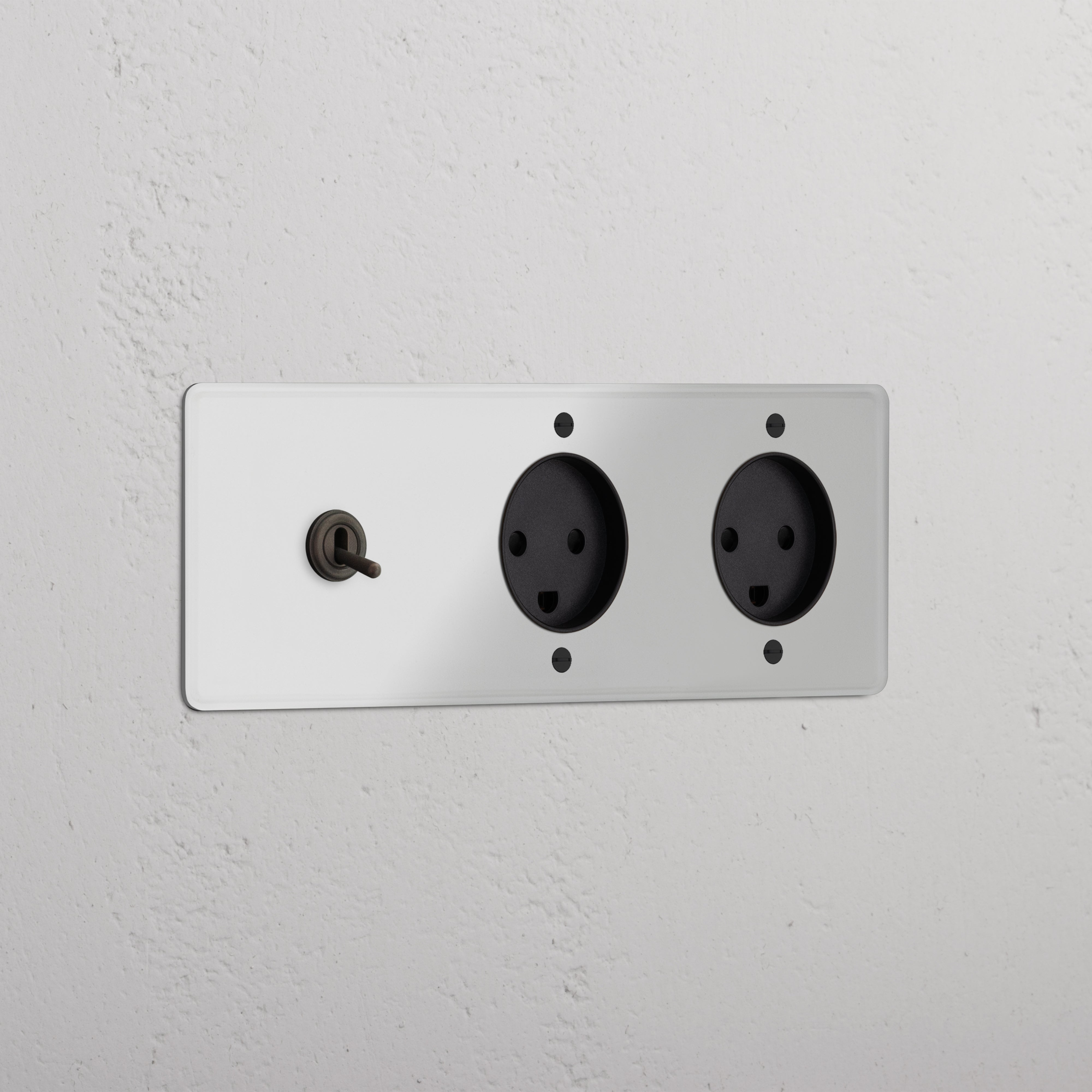 Triple Toggle & 2x Danish Module Round - Clear Bronze Black 