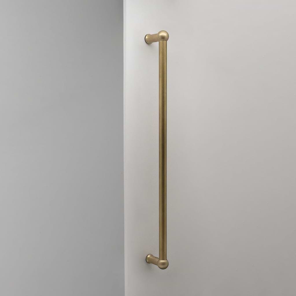 Antique Brass Harper Single Pull Handle 500mm on White Background